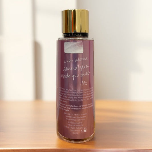 Velvet petals Victoria's secret